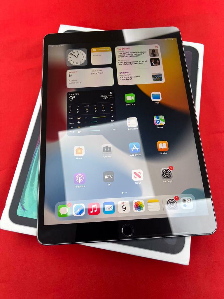 Apple iPad Pro 10.5 64gb WiFi cellular excellent condition with shop  warranty receipt 2nd gen | in Small Heath, West Midlands | Gumtree